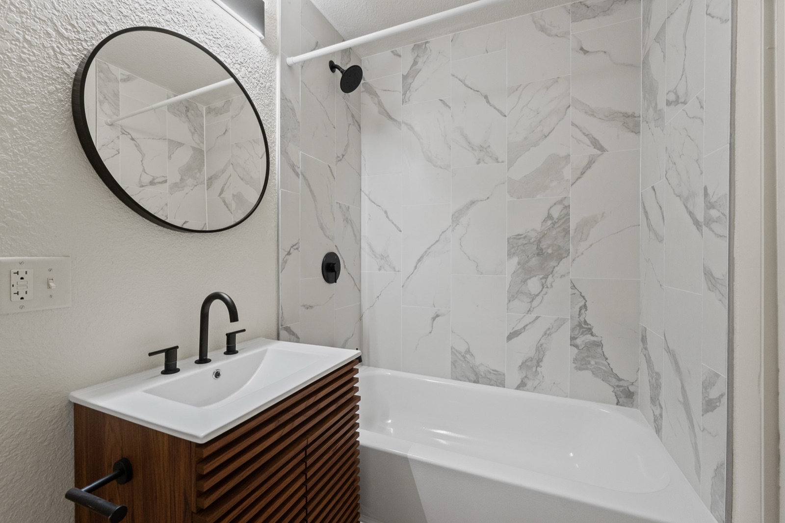 Marble tile bathroom closeup